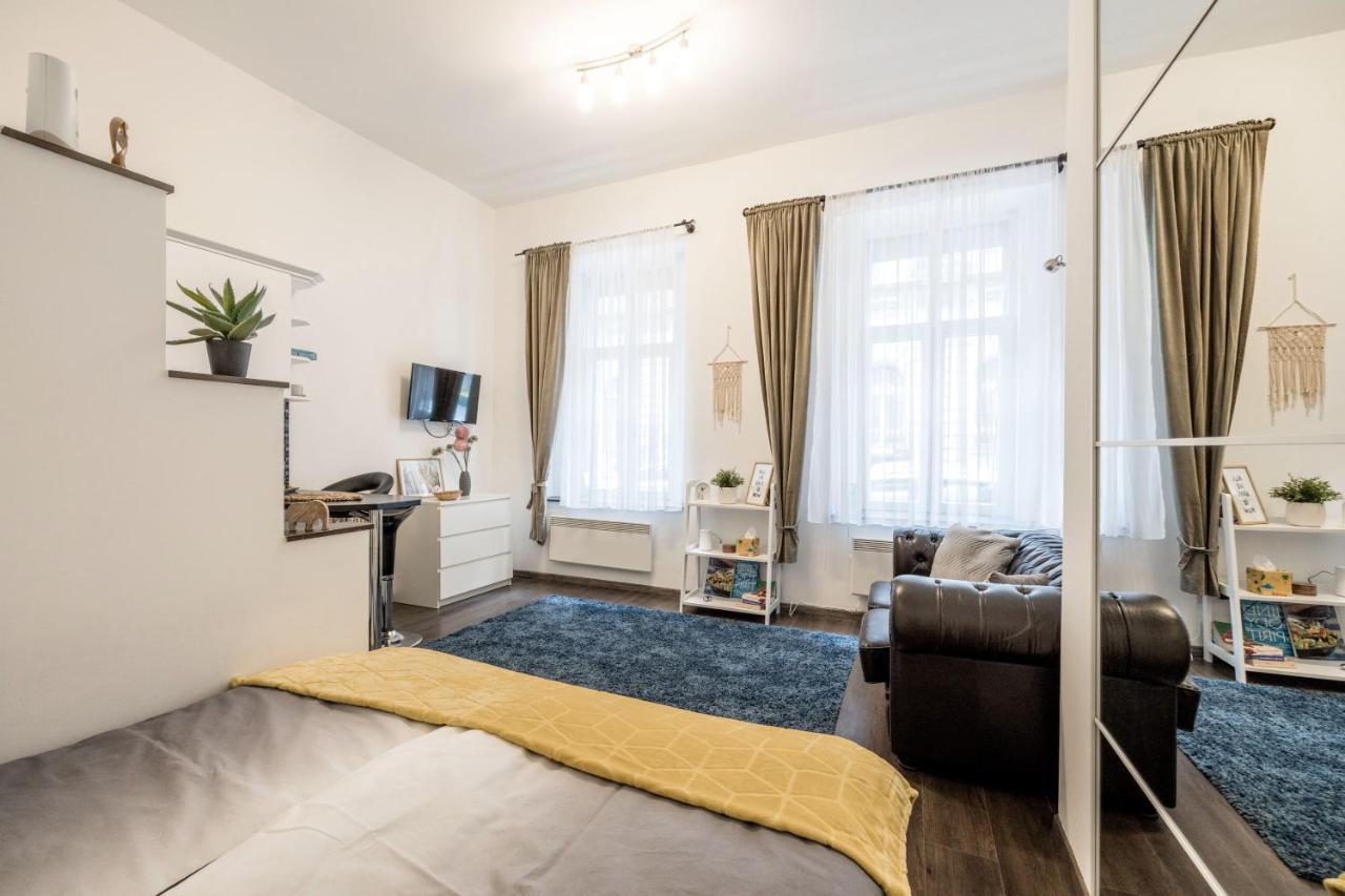 Stylish Downtown Studio Budapest Exterior foto
